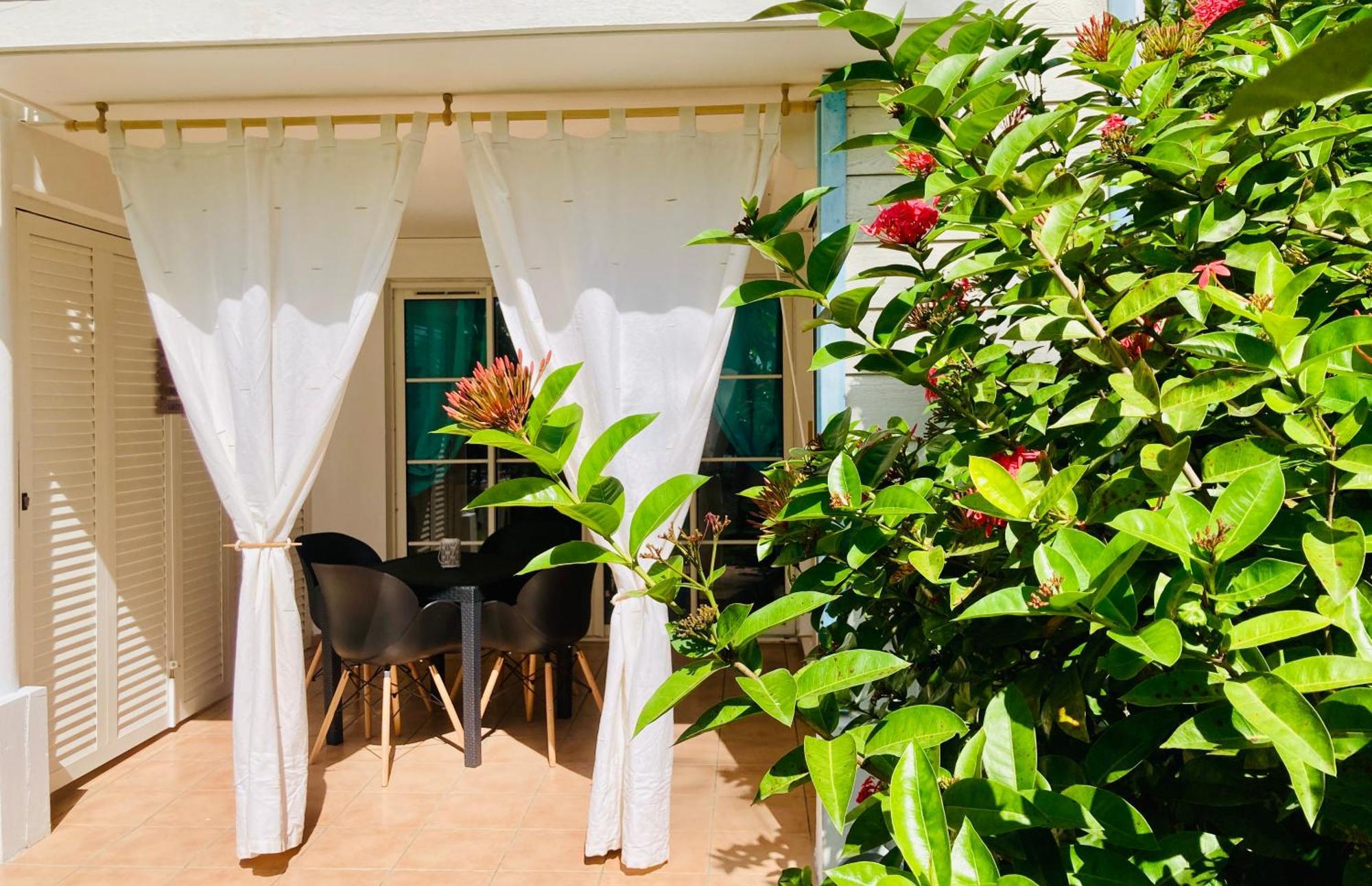 Tikazadaph, Pour Un Sejour De Charme, Romantique & Exotique, 97180 Sainte-Anne Екстер'єр фото